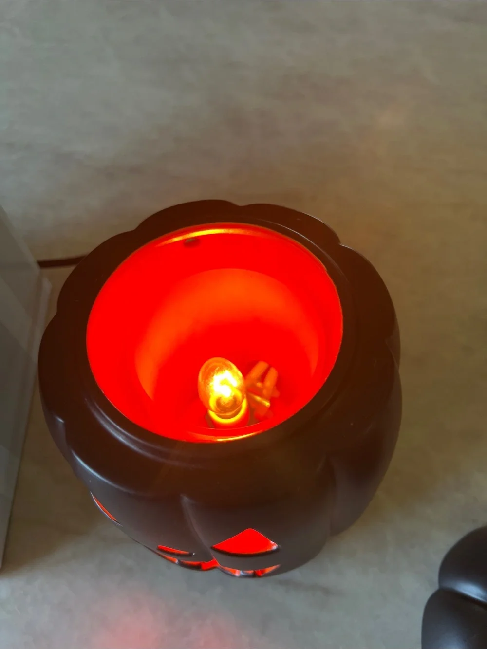 Scentsy Black Jack Pumpkin Ceramic Warmer with Orange Glow